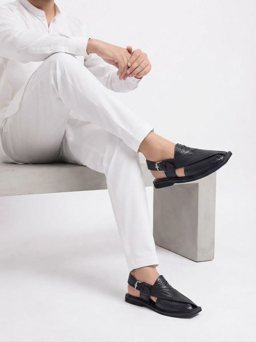 Sultan Heritage Handmade Peshawari Chappal Black